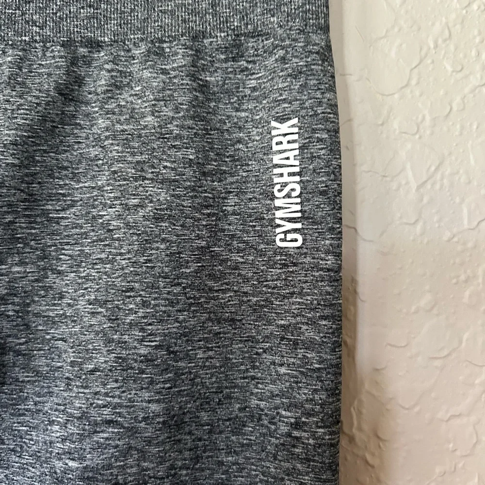 Gymshark Gray Leggings Stretchy Knit Activewear - Picture 2 of 5